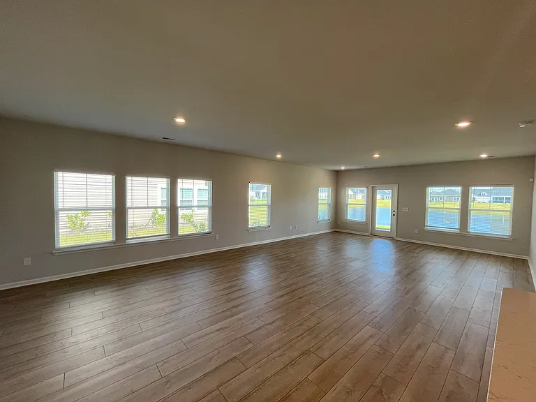 5004 Del Corso St — Photo 17