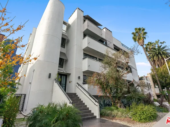 625 Huntley Dr APT 4, West Hollywood, CA 90069