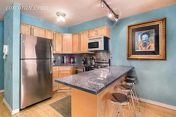 Sold by Corcoran | media 28