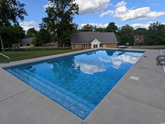 5th image of 1147 N Sassafrass Dr