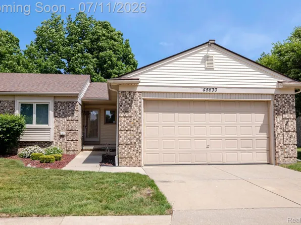 45630 White Oak Dr, Shelby Township, MI 48315