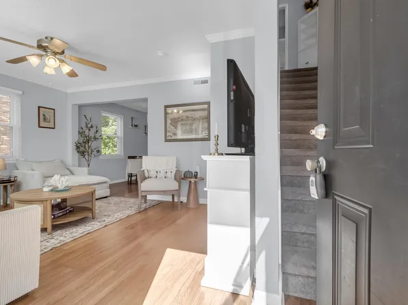 415 Parkdale Dr APT 17A, Charleston, SC 29414