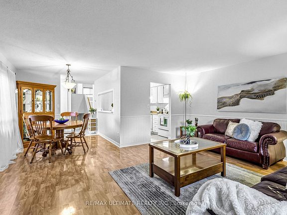 5th image of 375 Calvert Ct