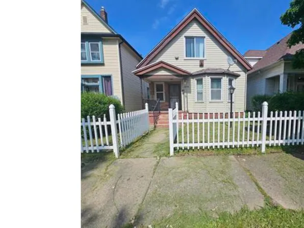 5808 McClellan St, Detroit, MI 48213