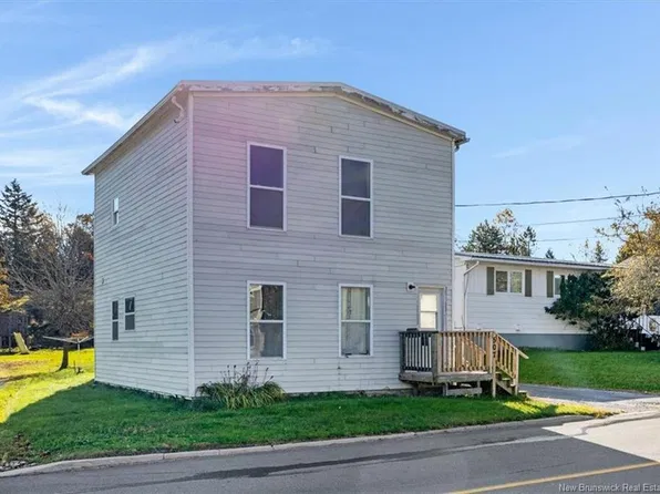 507 Milford Rd, Saint John, NB E2M 4R5
