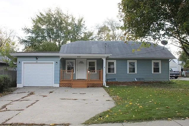 661 Orange St photo 1