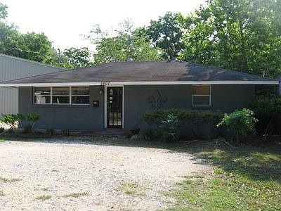 1st image of 2807 Hodges St