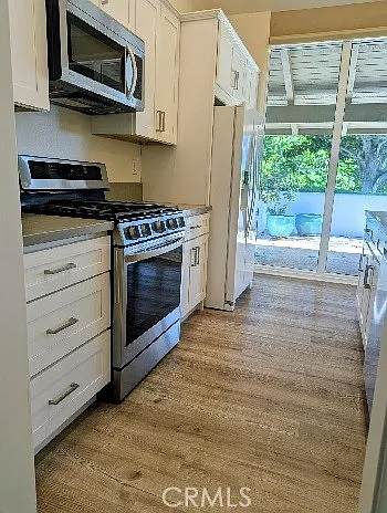 403 Carlotta — Photo 7