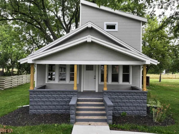 8494 Warren St, Ottawa Lake, MI 49267