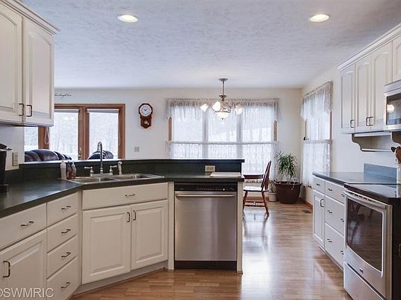 4th image of 4739 Cherry Oak Dr