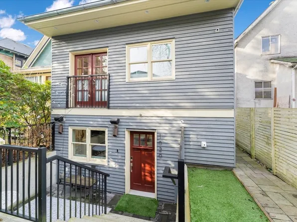 1020 Odlum Dr, Vancouver, BC V5L 5A1