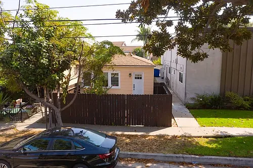 12210 Culver Blvd #1/2 Photo 1