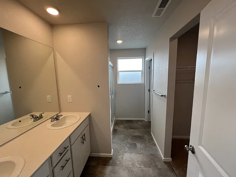 2732 U St — Photo 8