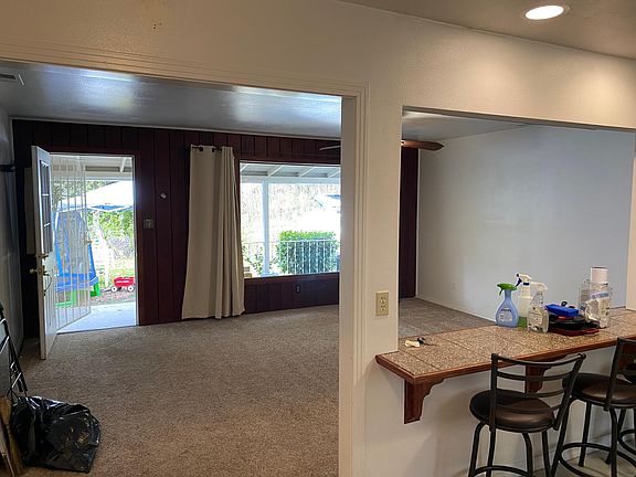 3rd image of 439 Sonora Ave