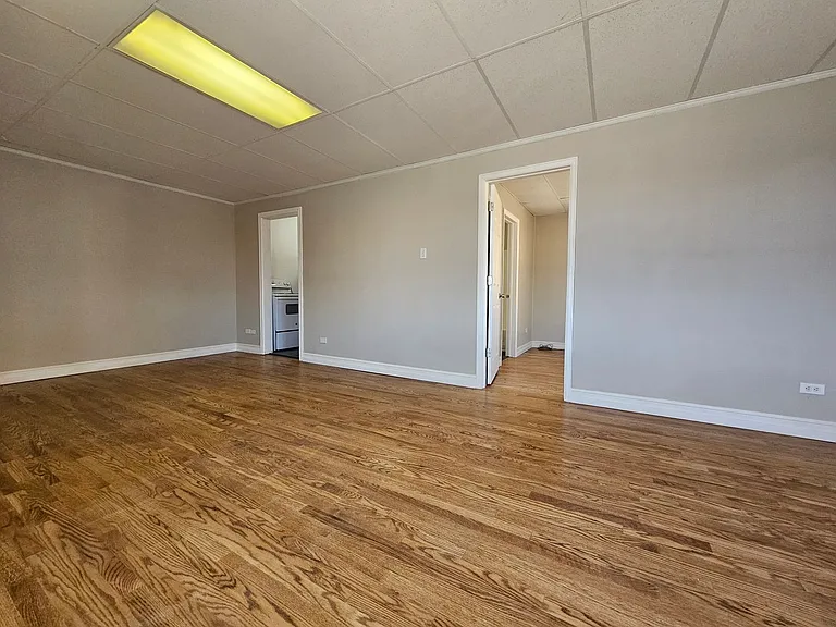 2833 N Colorado Blvd — Photo 21