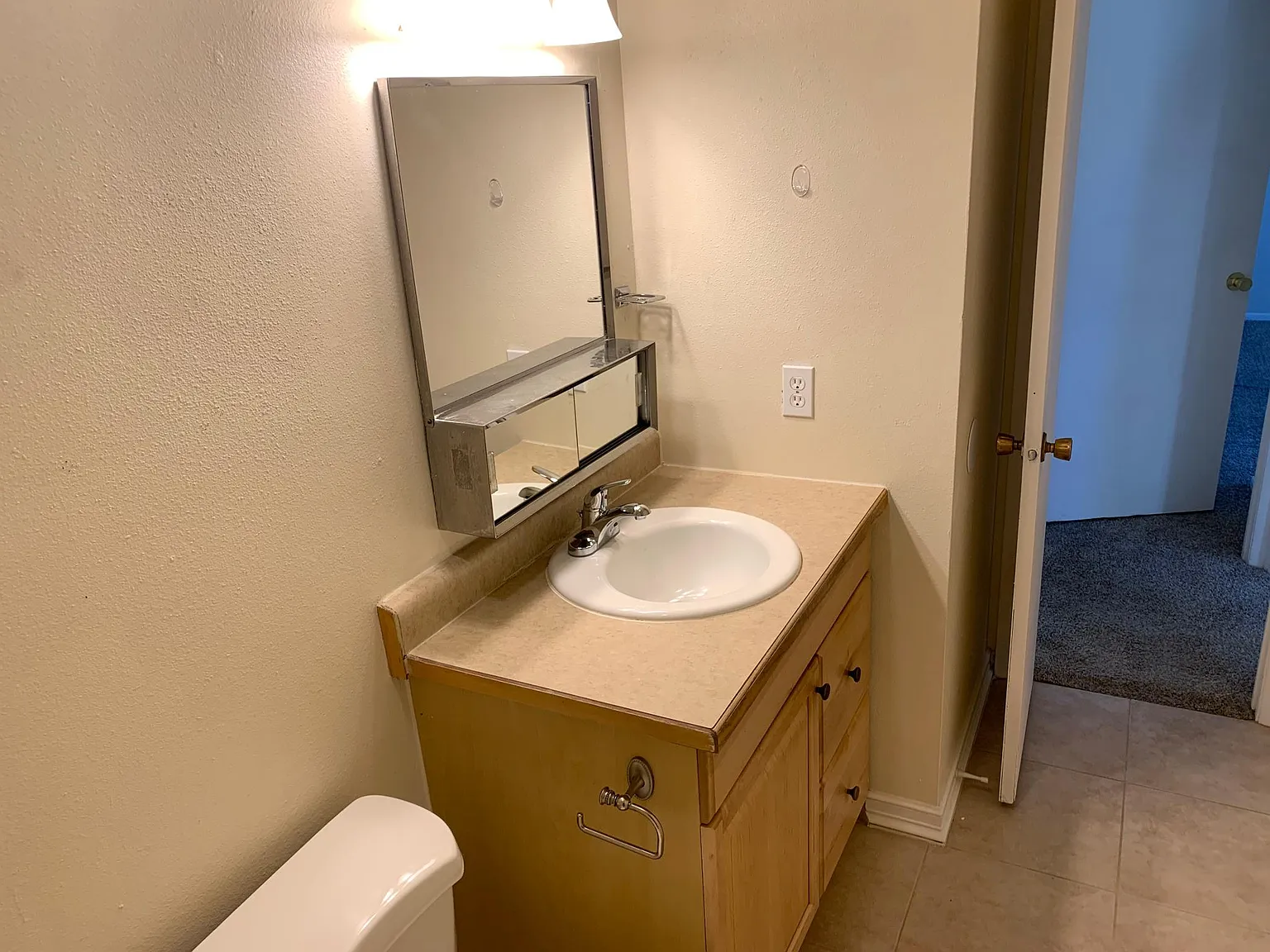 2 bed, 935 sqft, $1,175 — Photo 4
