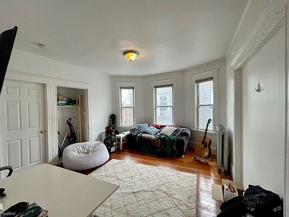 landlord_unit_photo_65859686_2