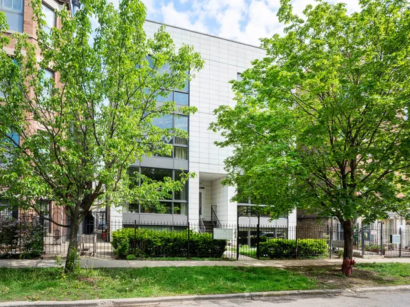 2324 W Huron St APT 1E, Chicago, IL 60612