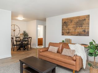 2517 Pheasant Ridge Trl #2710P-3, Madison, WI 53713