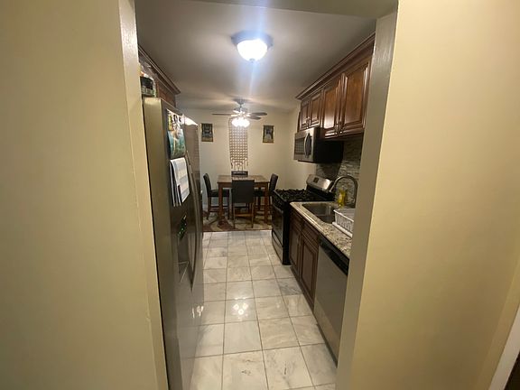 4th image of 9540 Mayfield Ave APT S101