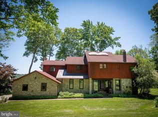 41 Mount Airy Rd, Pipersville, PA 18947