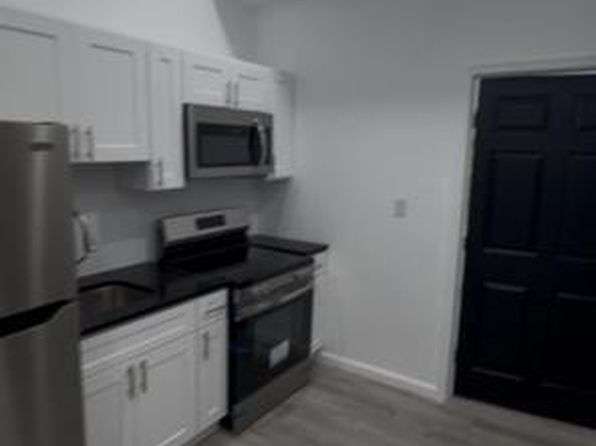 5163 Wakefield St Floor 1