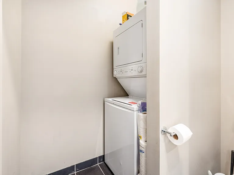 313 Chittenden Ave #D — Photo 12