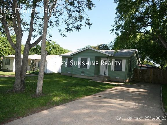 5th image of 118 E Fowler Ave