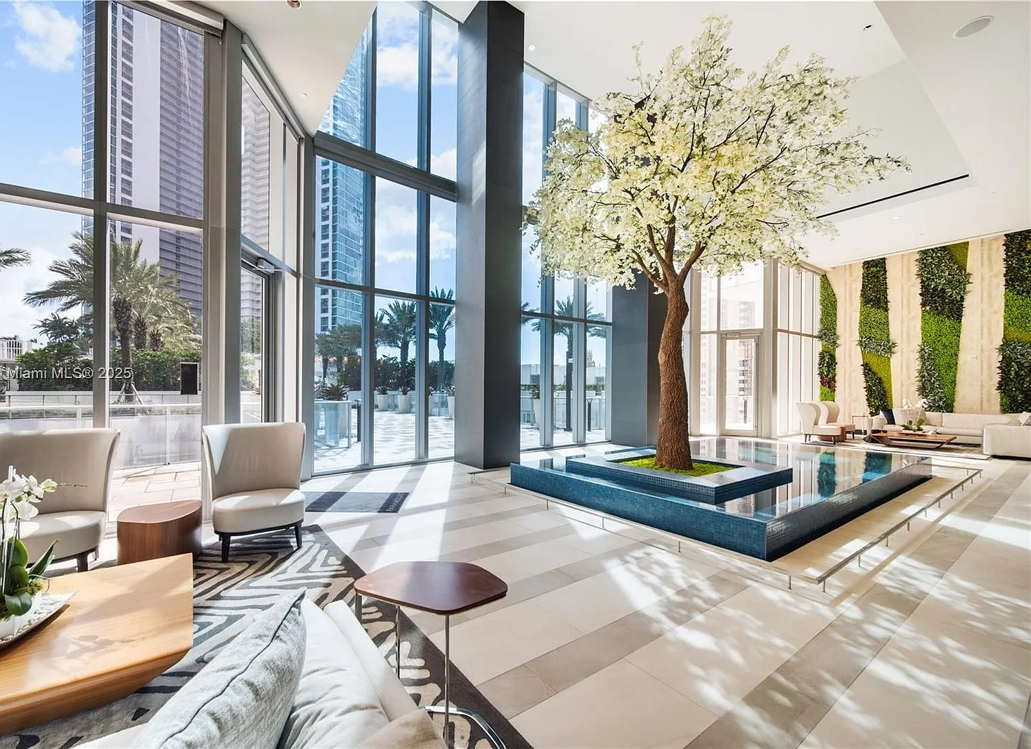 1 bed, 1.5 bath, 937 sqft, $4,900 — Photo 2