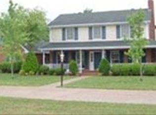 110 Marys Way, Cunningham, TN 37052
