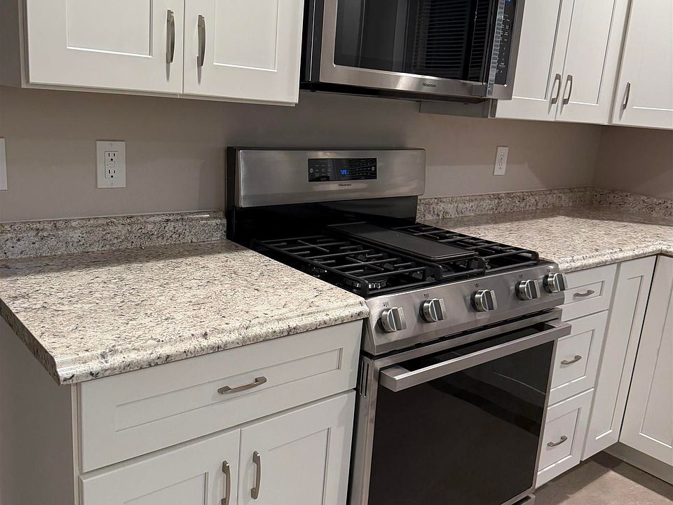 2nd image of 2720 Pleasant Plain Ave