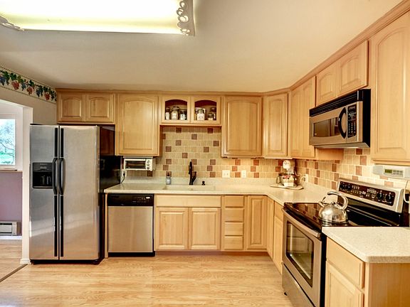 5th image of 18126 76th Ave NW