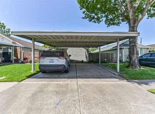 5023 Reno Dr, Pasadena, TX 77505