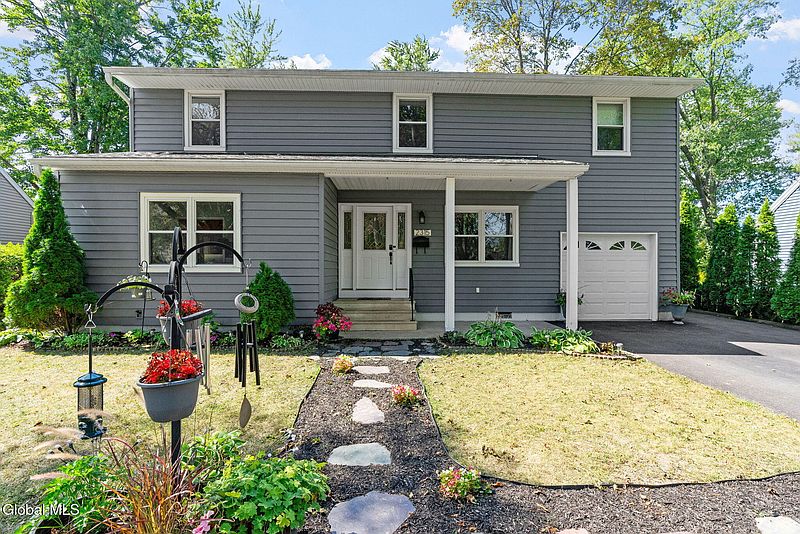 2nd image of 2315 Nelson Drive