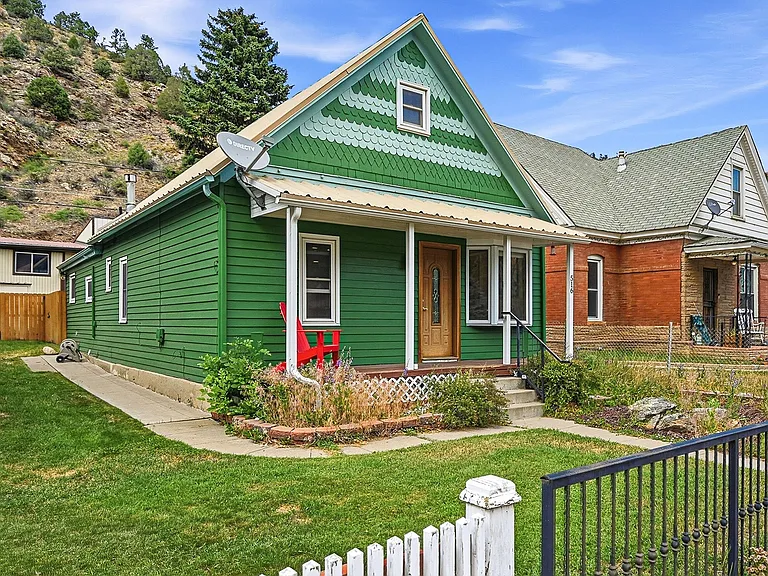 516 Colorado Blvd — Photo 26