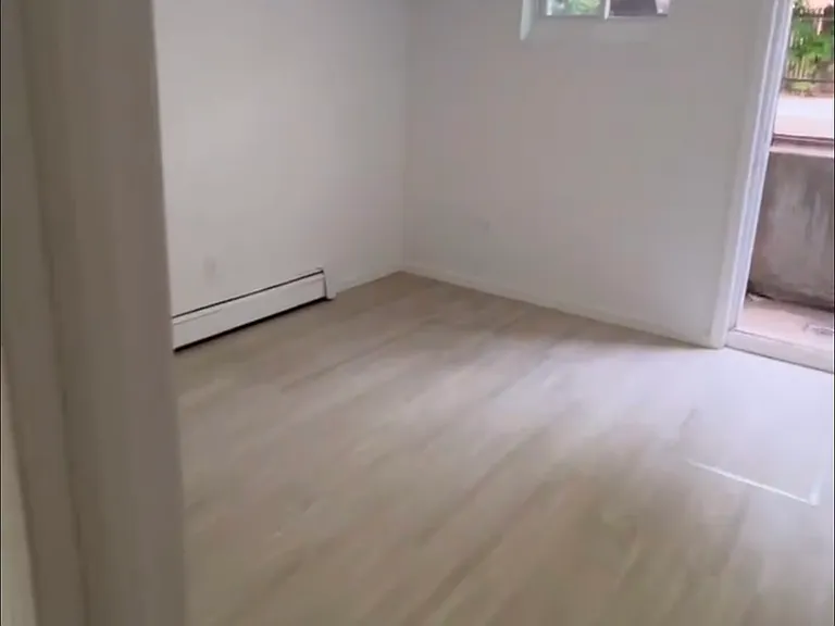 Bedroom4