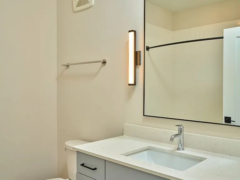 4040 Walton Creek Rd #107 — Photo 32