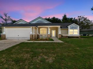 3315 Silverpond Dr, Plant City, FL 33566