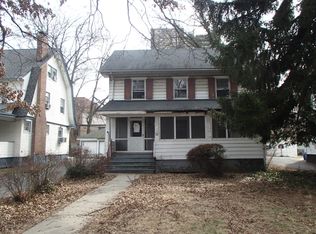 32 Woodland Ave, East Orange, NJ 07017