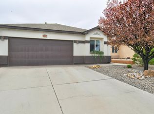 940 Saw Mill Rd NE, Rio Rancho, NM 87144