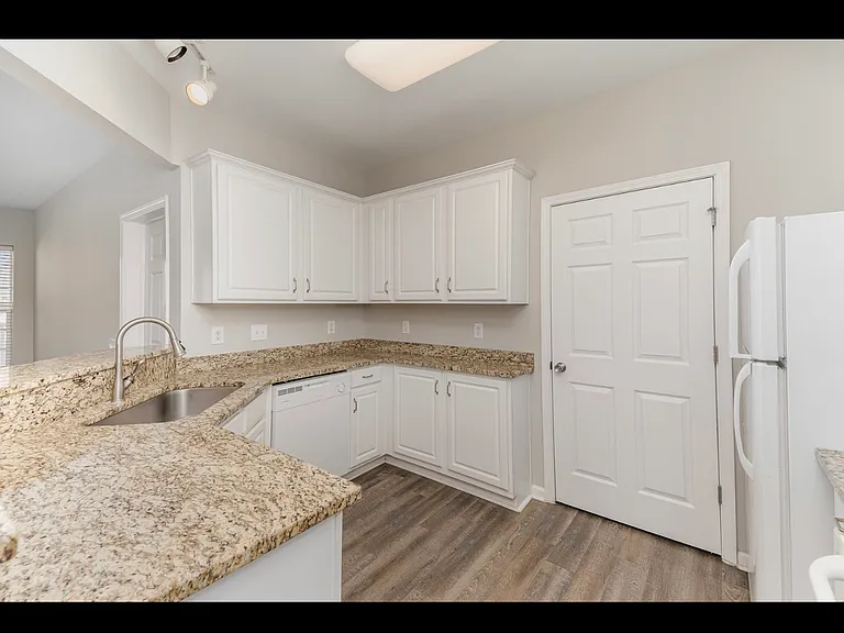14967 Santa Lucia Dr — Photo 23