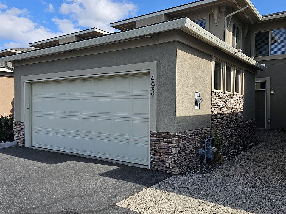 1st image of 493 Columbia Point Dr