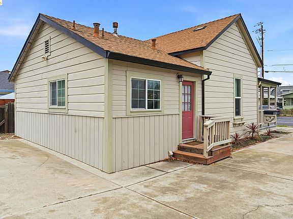 5th image of 2155 Chestnut St
