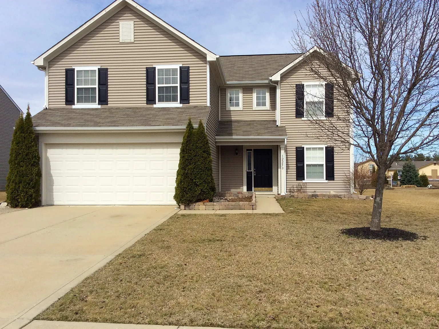 3 bed, 2.5 bath, 2128 sqft, $2,355 — Photo 1