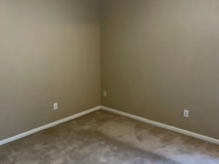2400 Riddle Rd #B — Photo 36