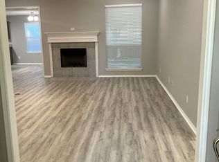 708 Ridgehill Dr, Burleson, TX 76028