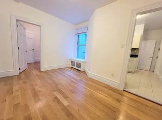 417 W 43rd St #92, New York, NY 10036