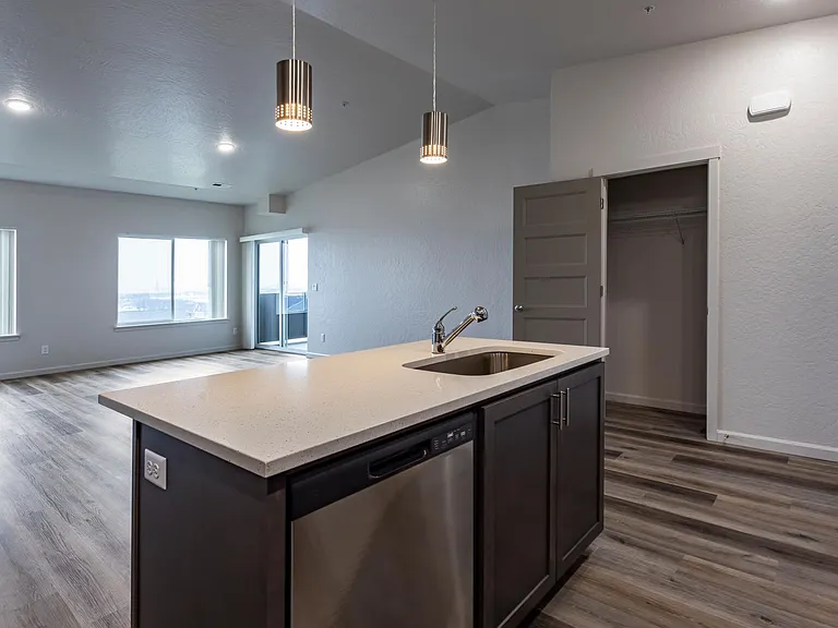 1456 sqft - Living Space