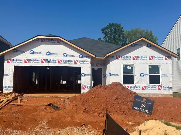 525 Cedar Valley Dr, Piedmont, SC 29673
