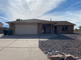 2058 Columbia Ct NE, Rio Rancho, NM 87144